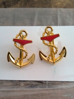 Vintage Avon "Anchors Aweigh" nautical earrings - Clip On
